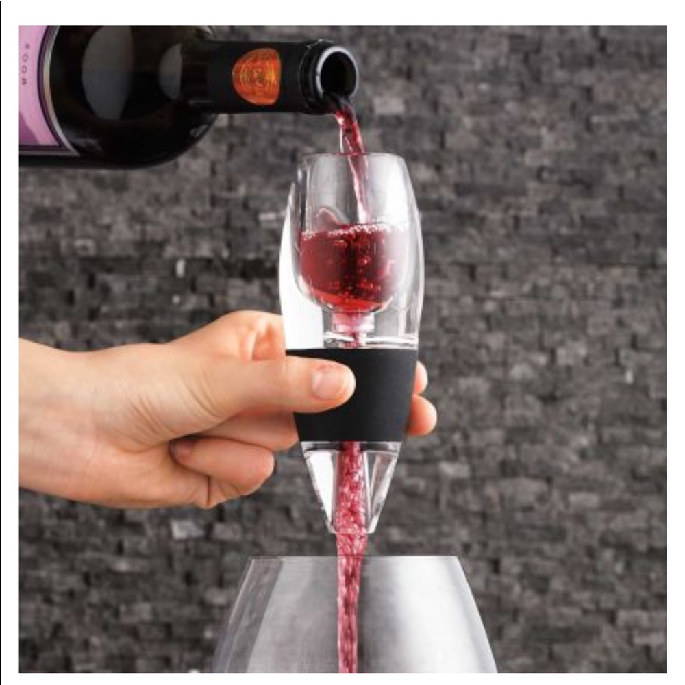 Sur la Table NWT Vinturi Wine Aerator